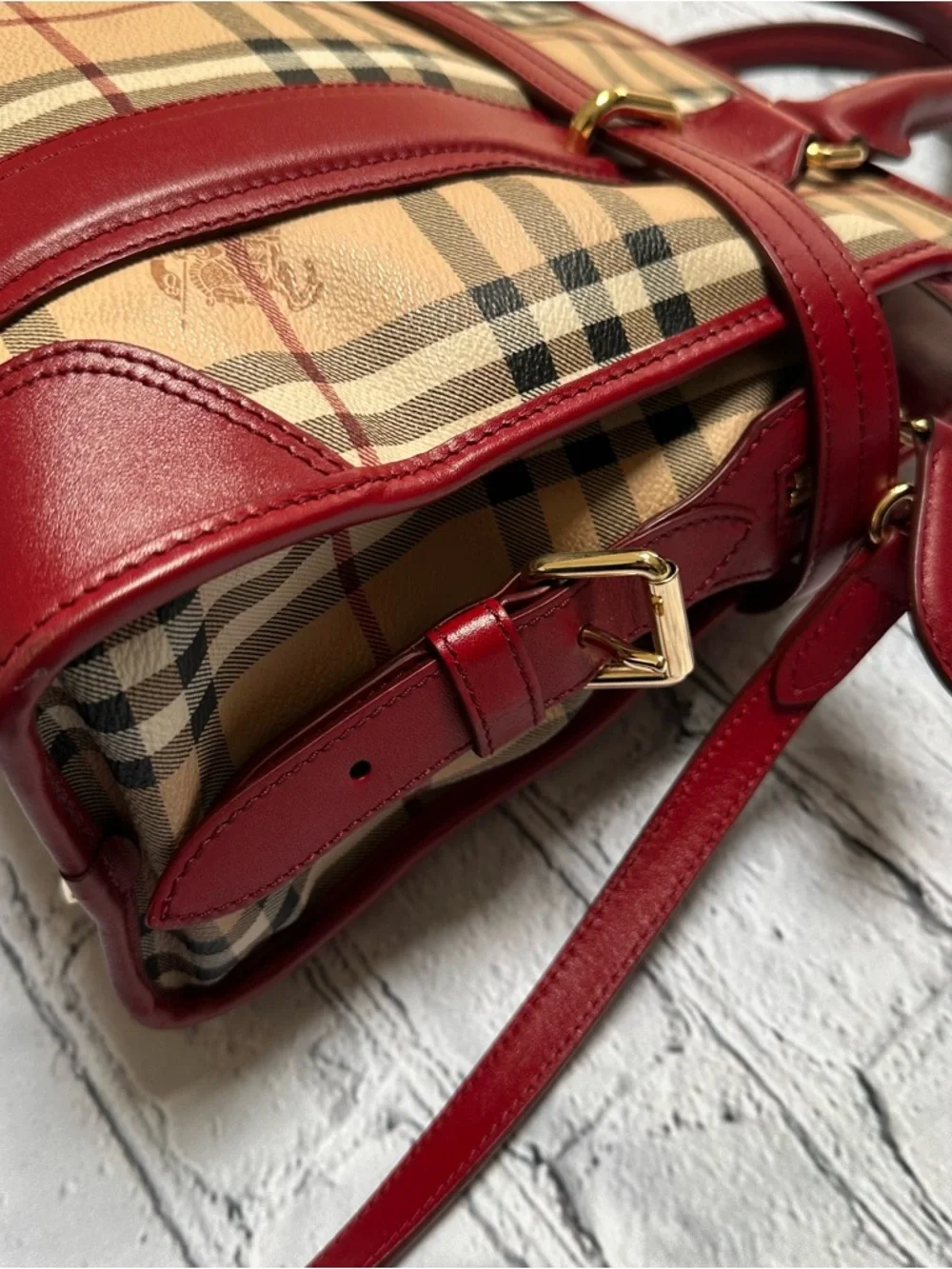 Burberry Brown Haymarket Check Patent Leather Portrait Minford Tote Bag - Picture 6 of 16